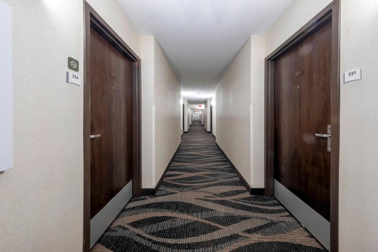 Hotel Red Roof - Naval Base 3*